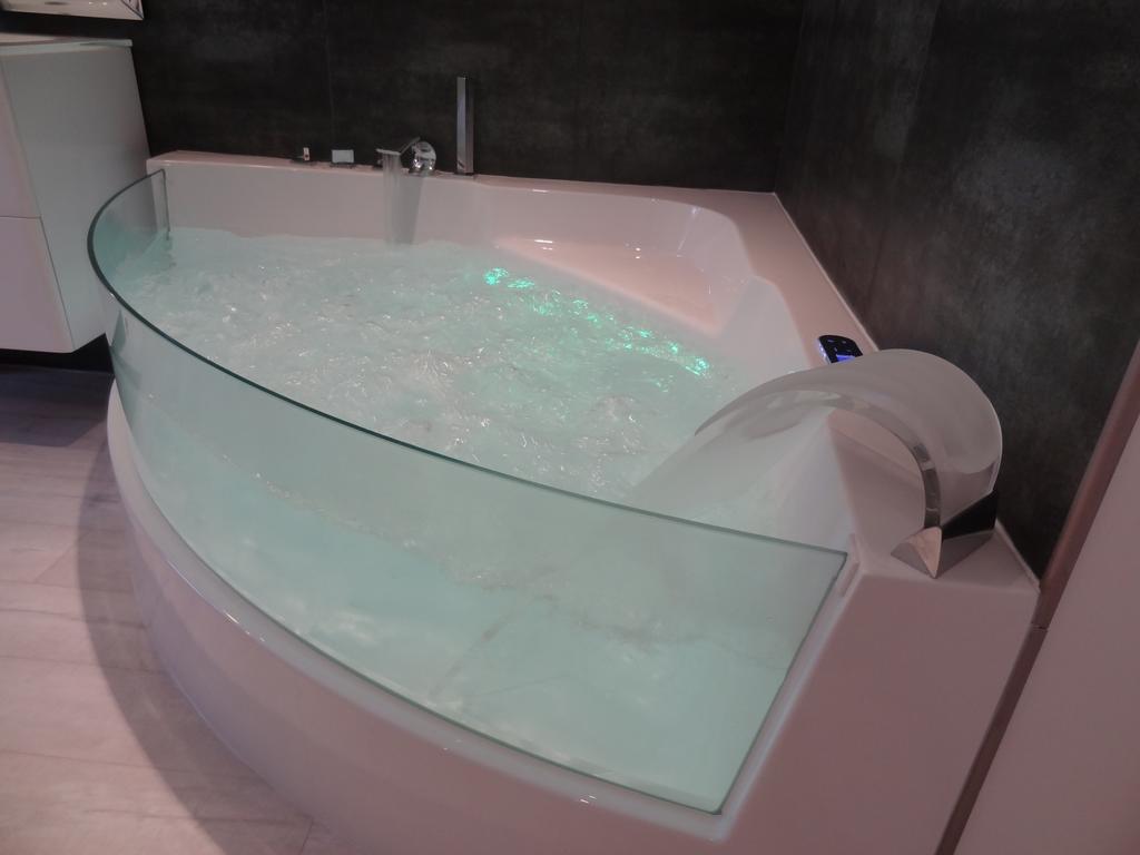 My Sweet Homes - Appartements Avec Spa Colmar Cameră foto